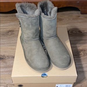 Ugg Bailey zip boots